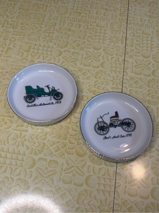 ESD Japan Other - Vintage Automobile Trinket Dishes/ coasters - Green & White Motif